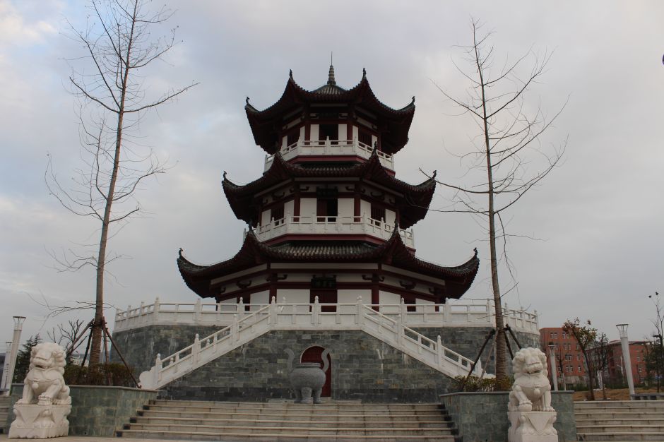  p>魁星楼,又名魁星阁,是为儒士学子心目中主宰文章兴衰的神 a target