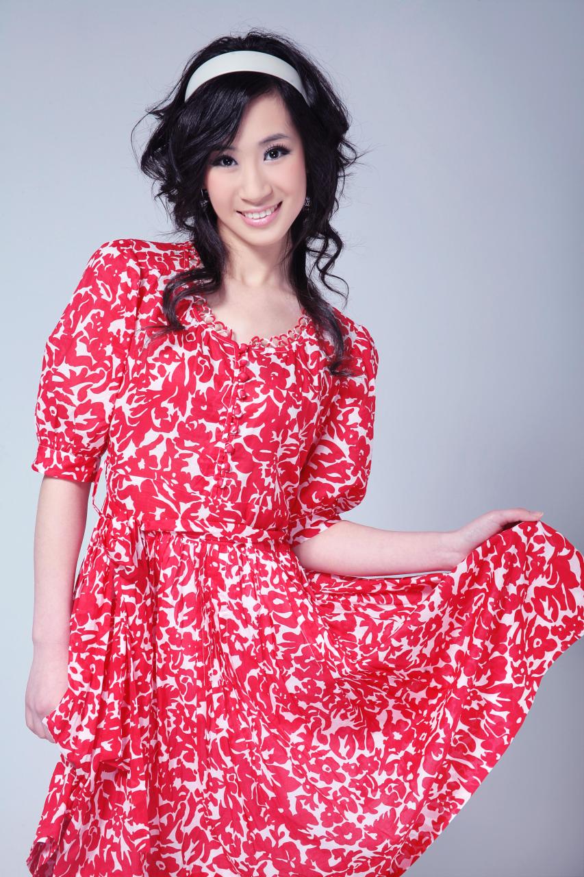 ">吴佳佳,1989年12月29日出生,福建安溪人,在广州长大,中国内地女演员