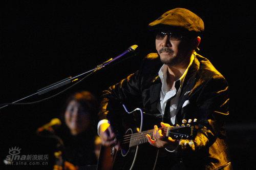  p data-id="gnxb3f37jx">恰克与飞鸟是一对组合.