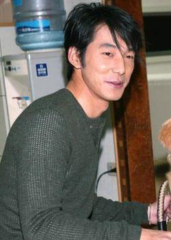  p>李李仁,1974年1月6日出生于台湾,中国台湾男演员,歌手,主持人.