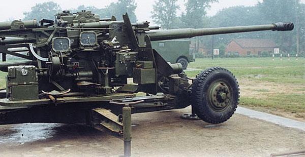  p>中国59式100毫米高射炮,系苏联kc-19m2式100毫米 a href="#" data