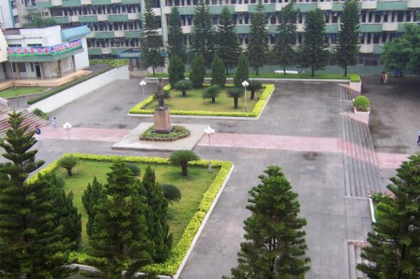  p data-id="gnbrpemtsm">罗定市廷锴纪念中学是广东省云浮市 a