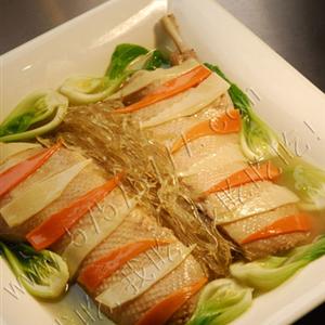 厉家菜(英文名:family li restaurant,拼音是lì jiā cài),位于北京