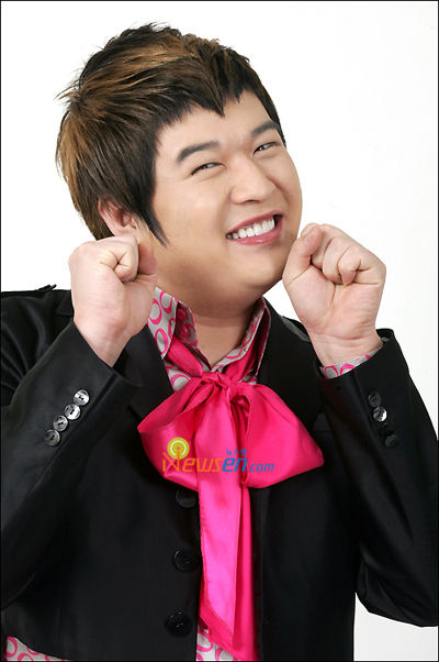 shin donghee),艺名神童(      /shindong),1985年9月28日出生于韩 