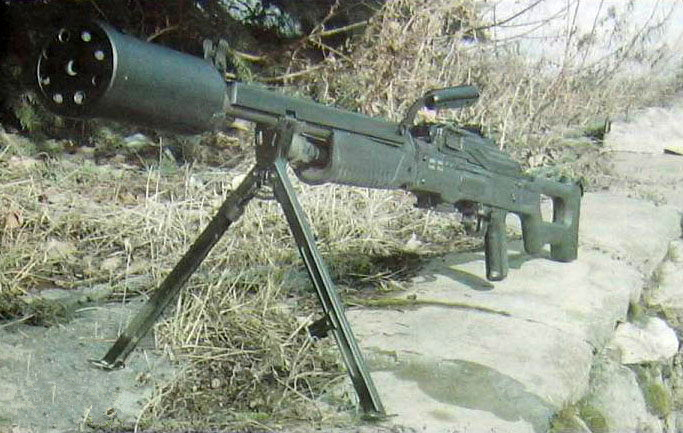 aek-999barsuk通用机枪