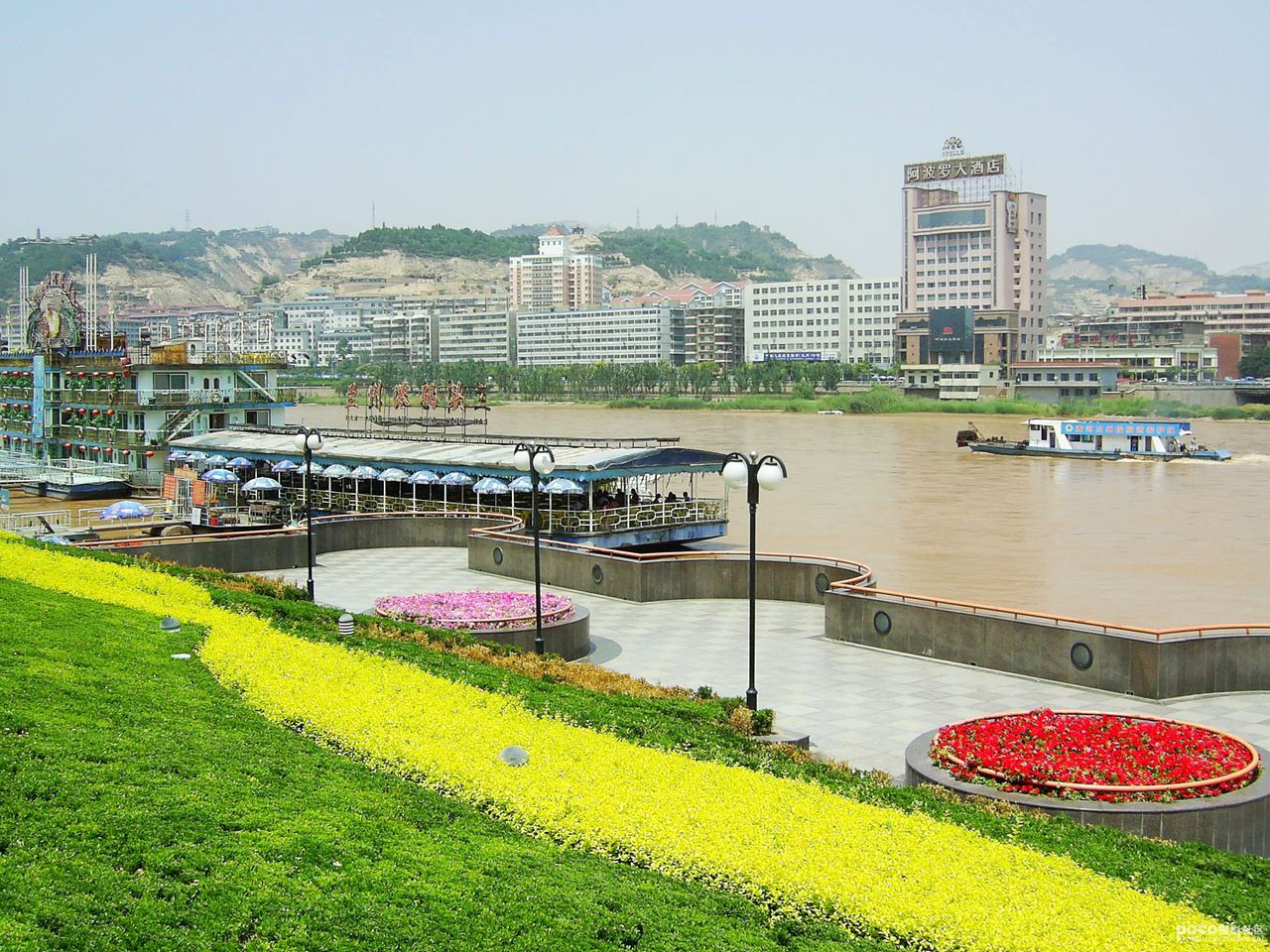 兰州滨河路绿色长廊