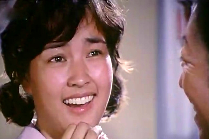 《瞧这一家子》是由 a target="_blank" href="/item/北京电影制片厂