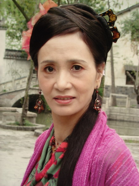  p>刘小蕙,影视演员,就职于 a target="_blank" href="/item/西安话剧