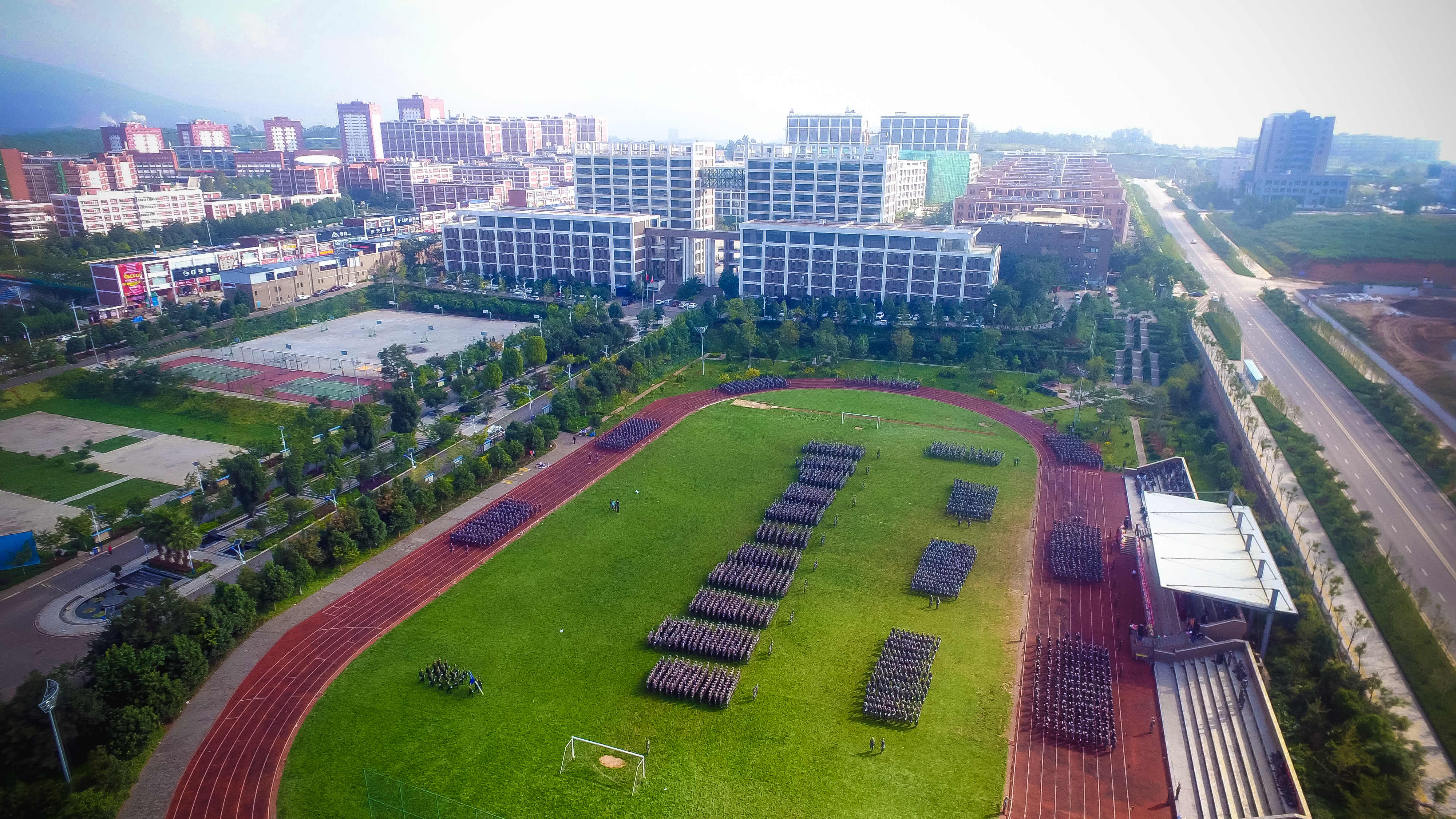  p>一,学校概况 /p> p>云南工程职业学院成立于2004年,是经云南省人民