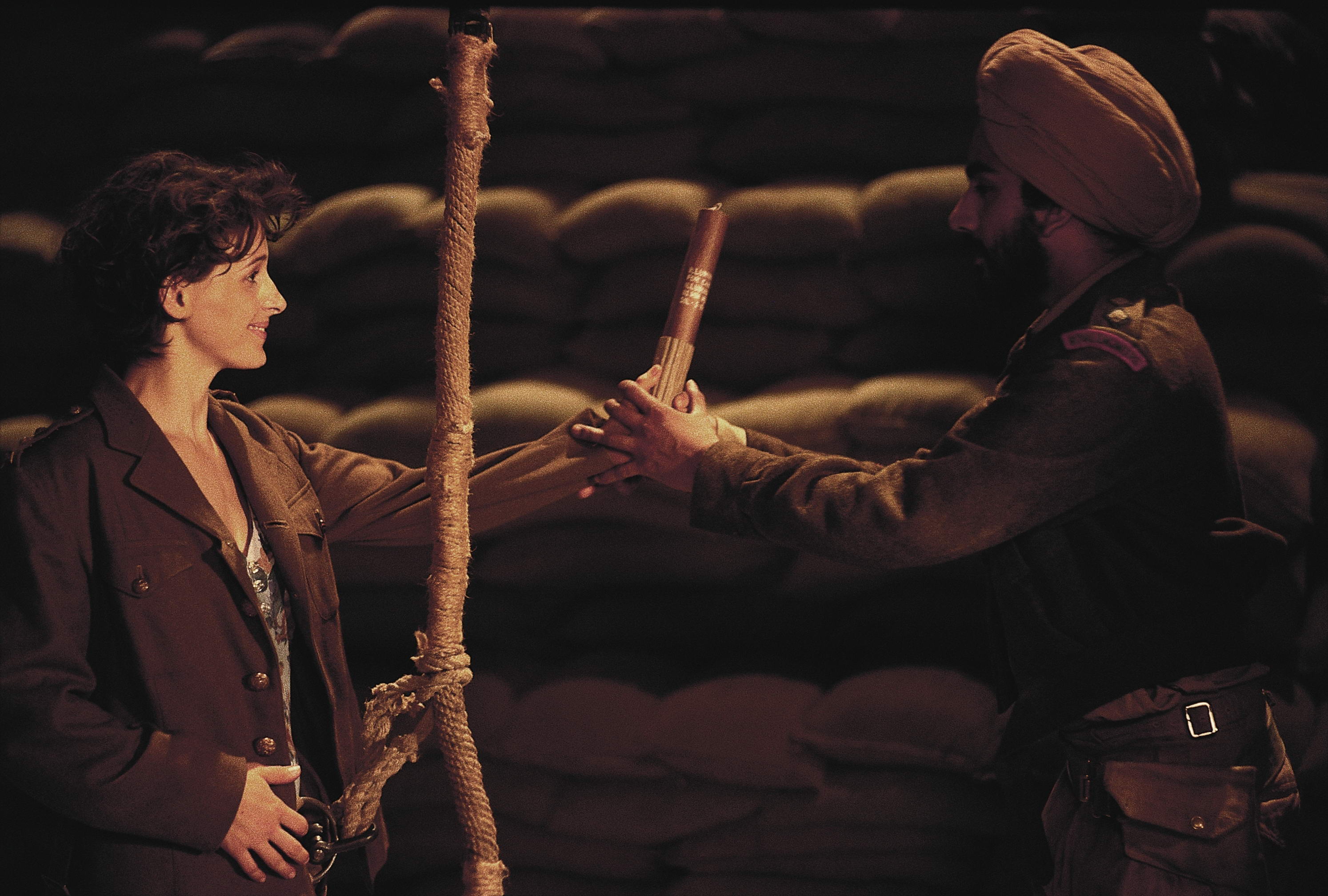  p>影片《英国病人》由 a target="_blank" href="/item/安东尼