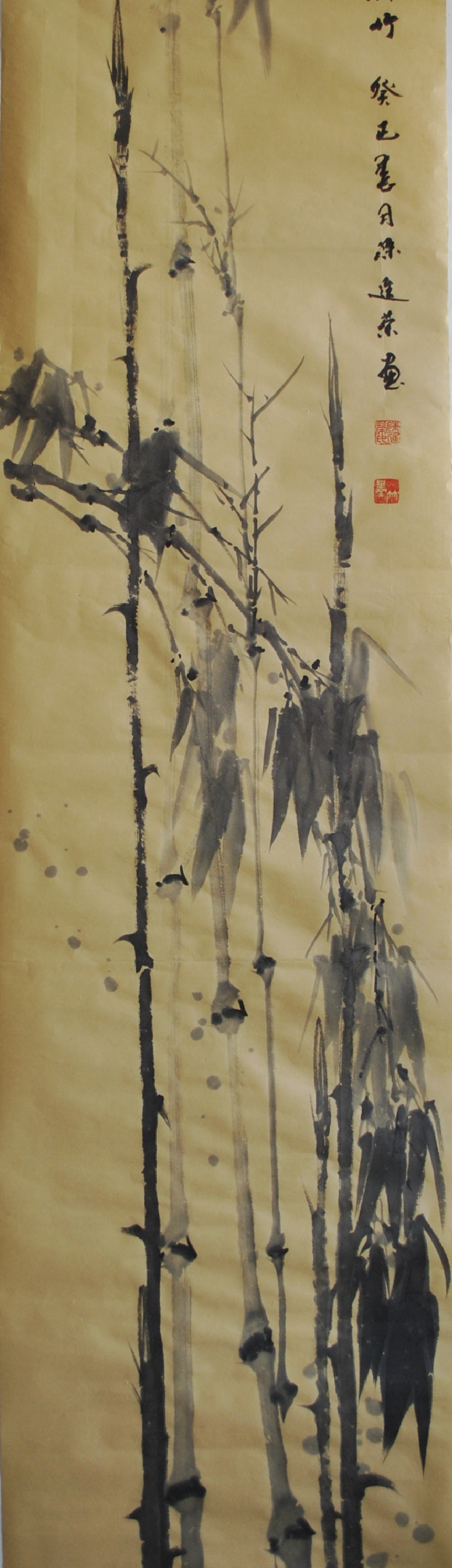  p>陈进荣,字紫晨,中国当代画马名家,中国西部画院特聘画师,九州书画