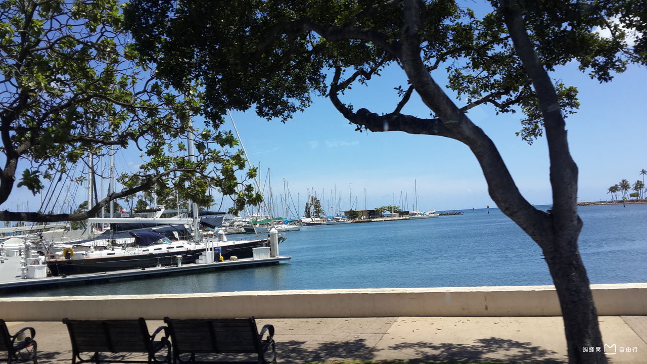 of honolulu)又称 a target="_blank" href="/item/火奴鲁鲁/81317"