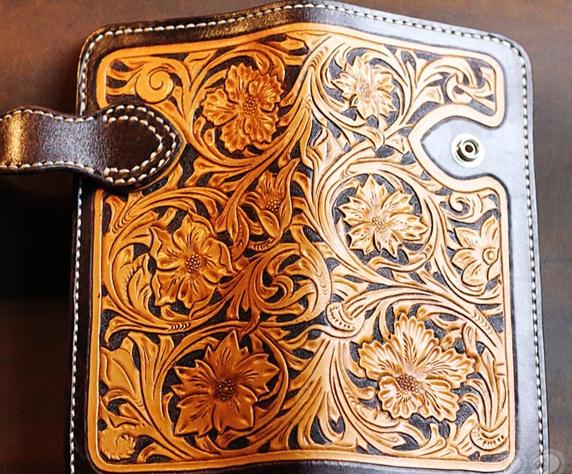  p data-id="gnwua677bu">唐草纹是"s"形波状曲线排列的一种花纹,多数