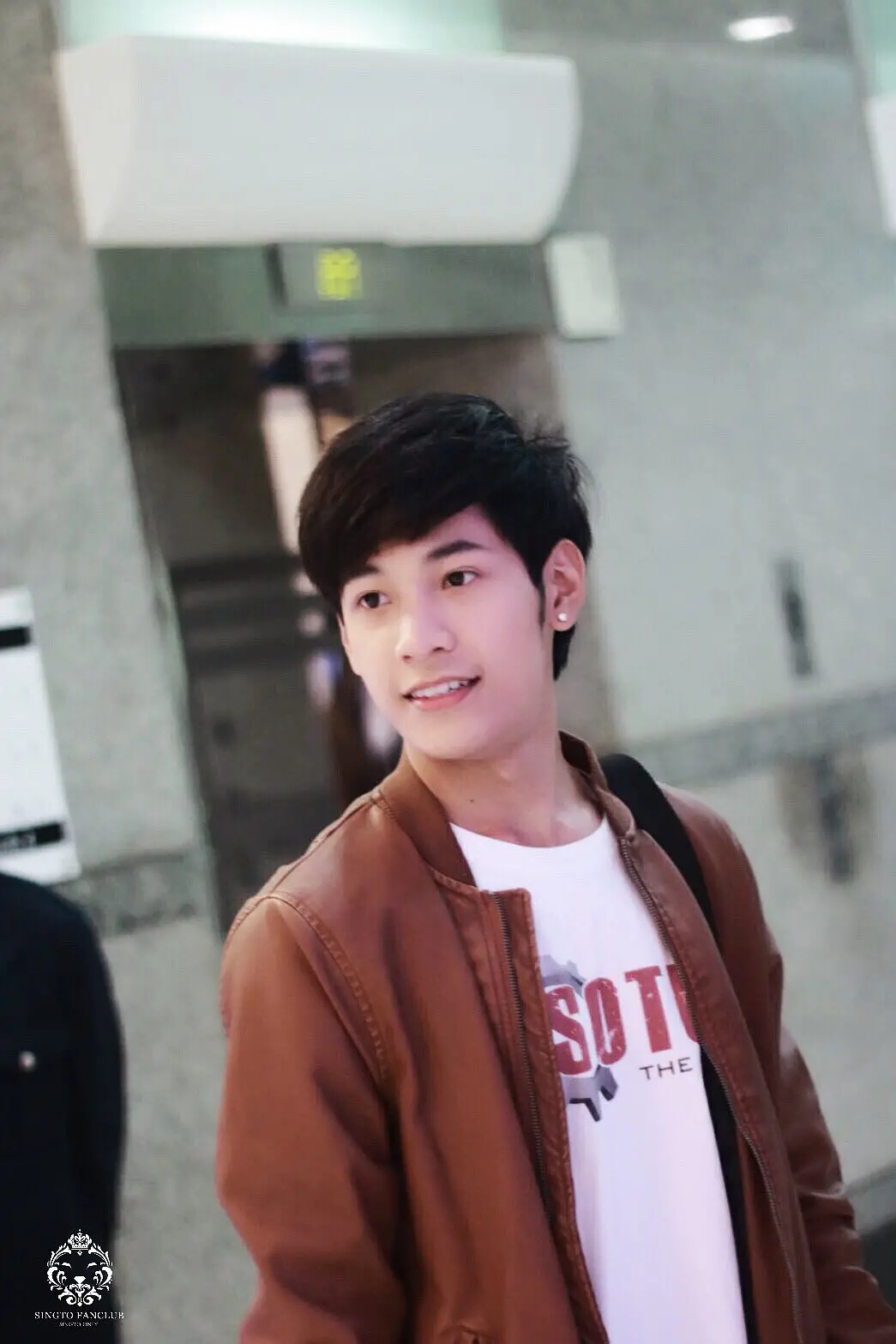  p>巴拉奇亚·鲁洛(singto),1994年7月28日出生于泰国曼谷,泰国男演员