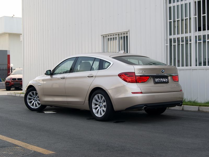  p>宝马(bmw),中文全称为巴伐利亚发动机制造厂股份有限公司,德国汽车