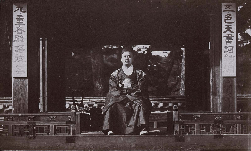  p> b>李熙 /b>(1852年—1919年),即 b>朝鲜高宗 /b>(             )