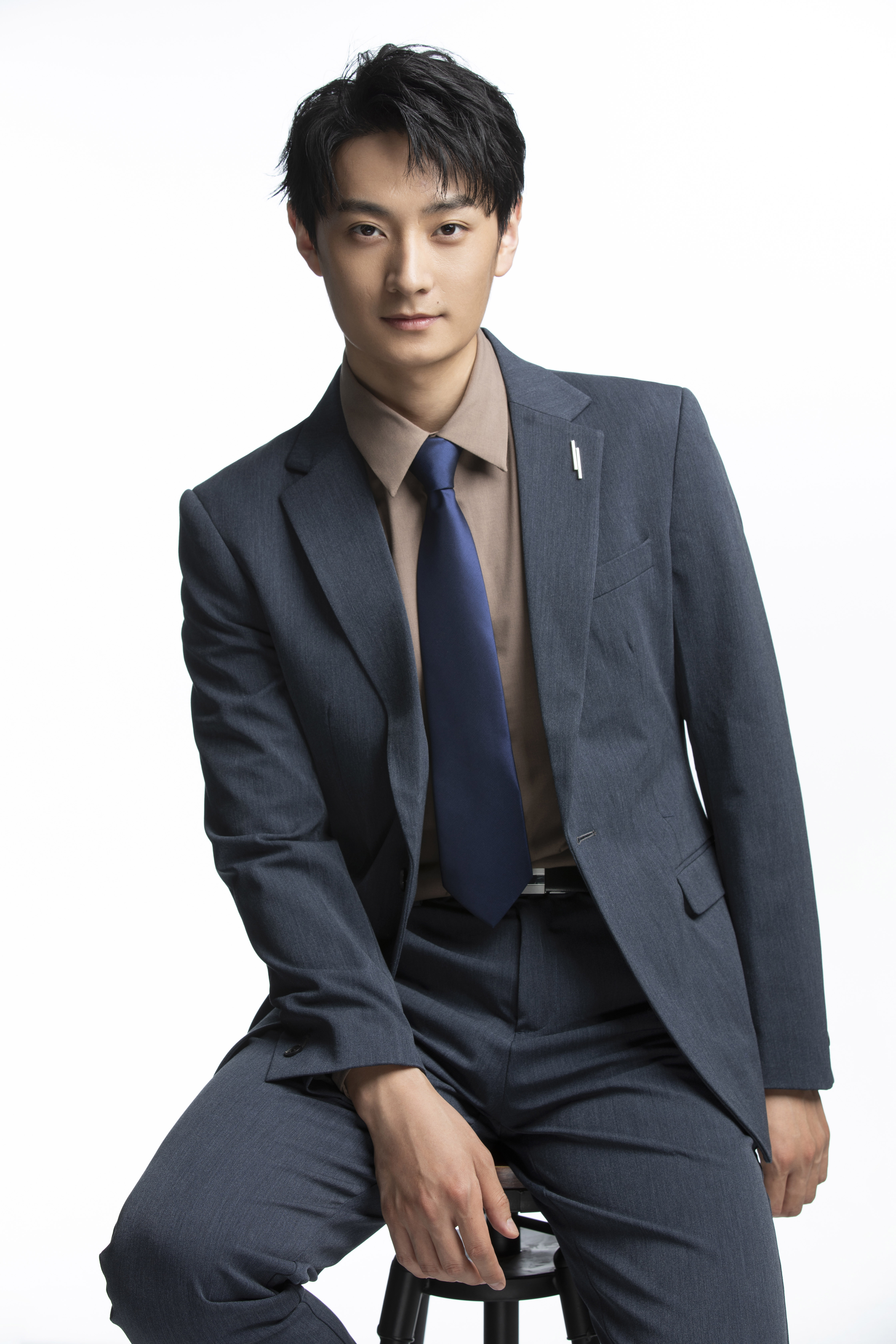  p>李越,1993年7月22日出生,毕业于上海戏剧学院,中国内地男演员,北京