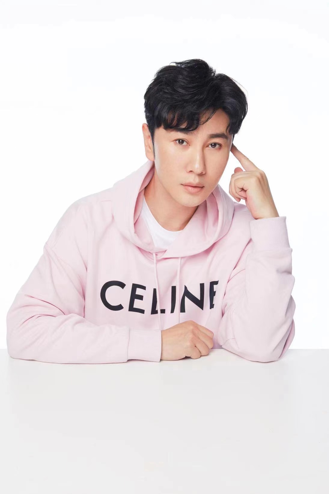  p>夏河,1983年5月20日出生于东北, a target="_blank" href="/item