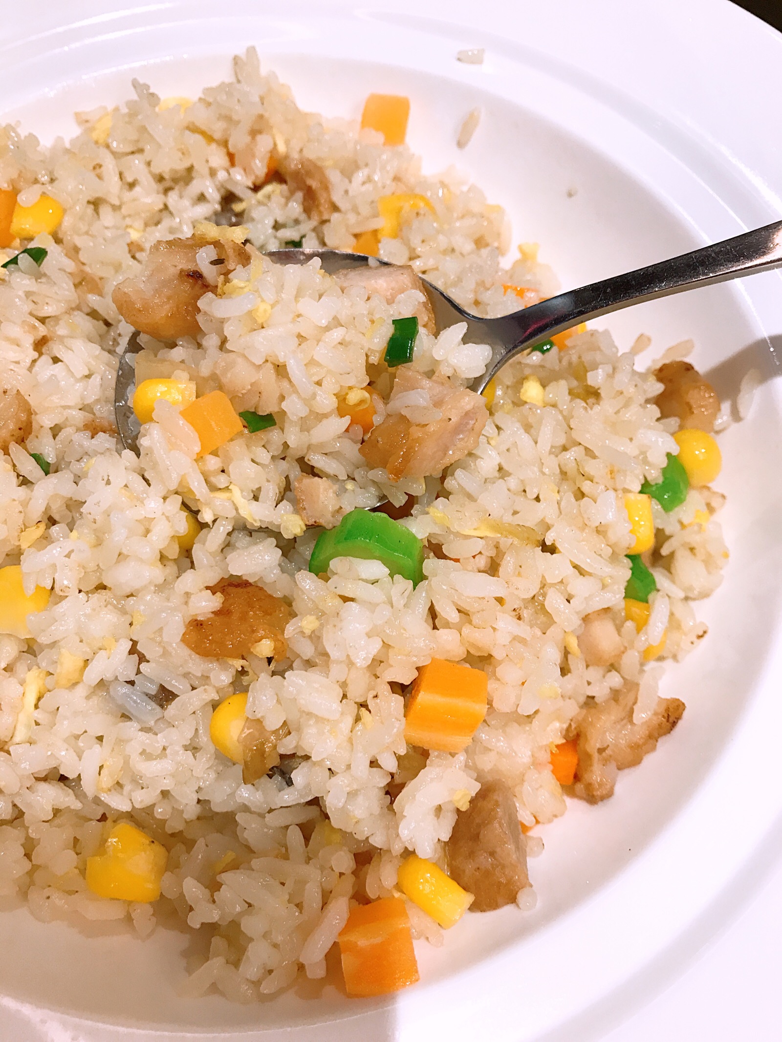 金黄咸鱼鸡粒炒饭