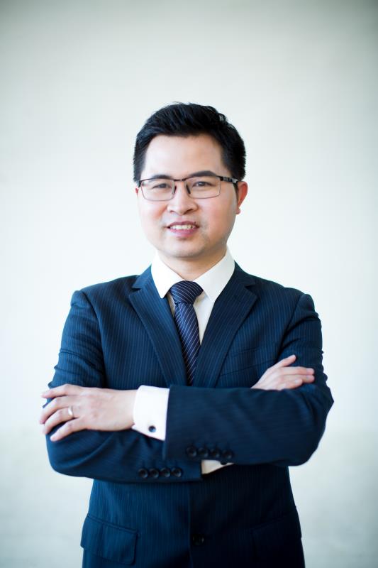 ="gnbtw8sc0n">彭泽,男,汉族,江西万安人,现为跟谁学小学数学主讲老师