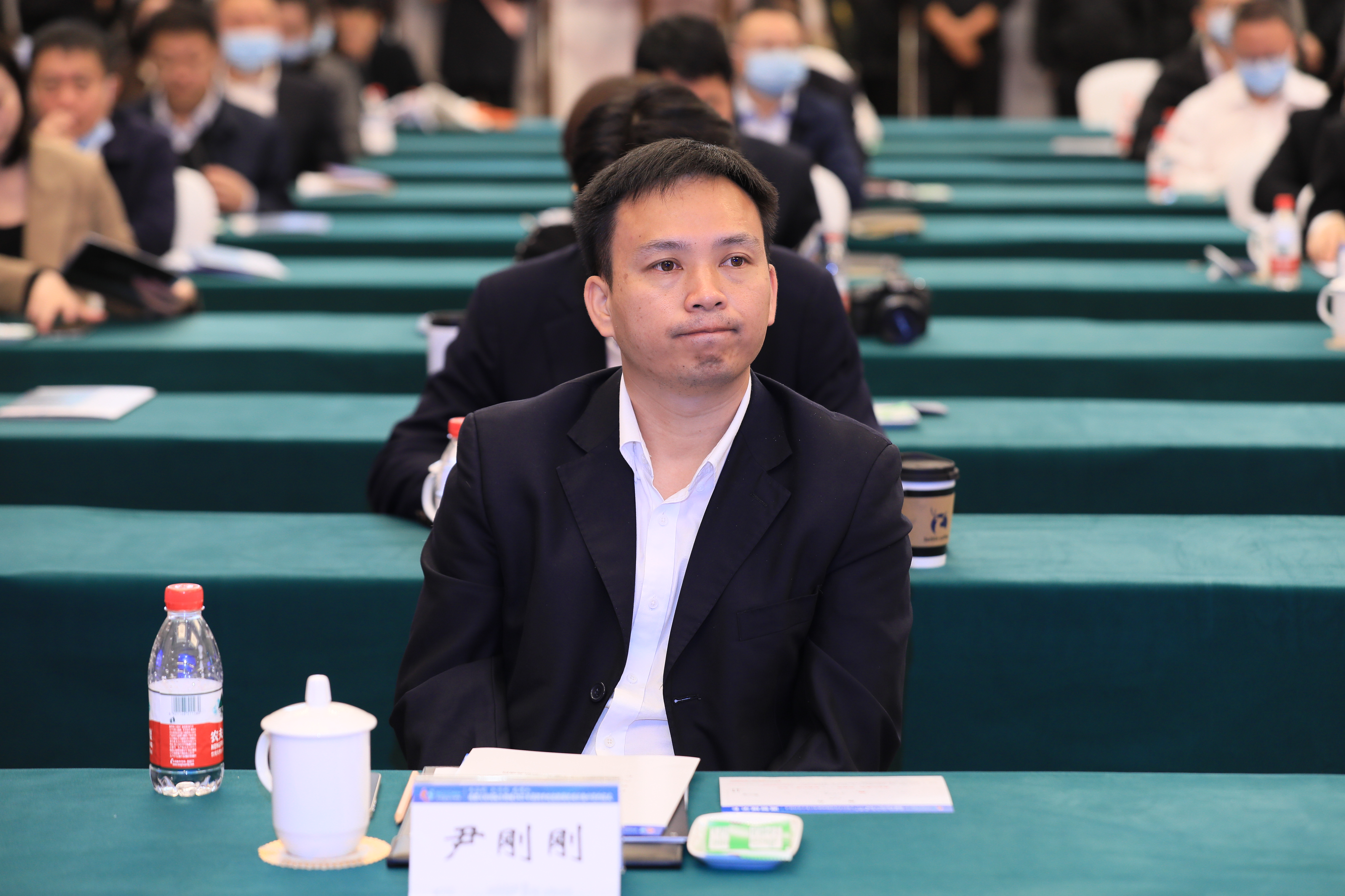  p>尹刚刚,男,汉族, span class="ref" data-ct