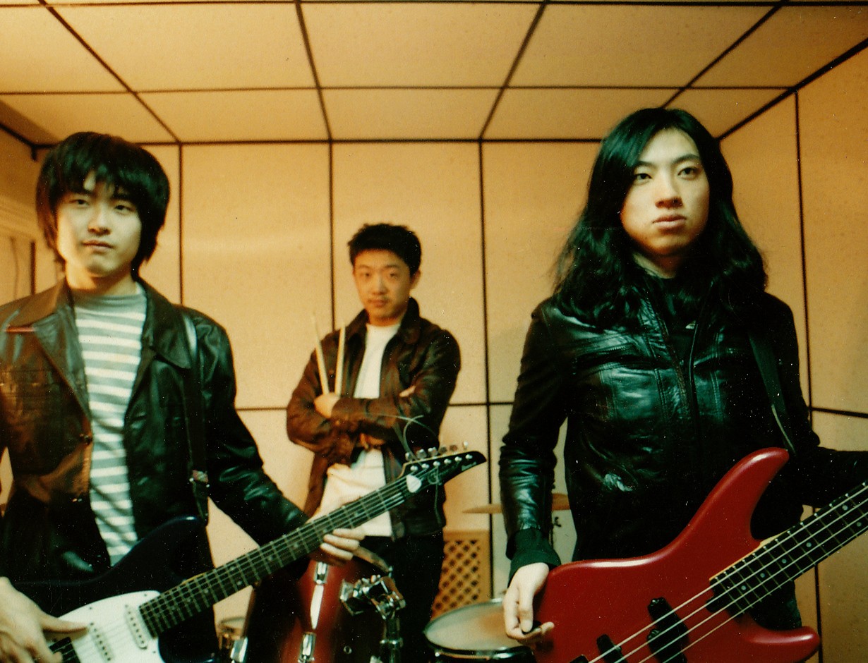  p>《disco girl》是 a target="_blank" href="/item/新裤子/9951725