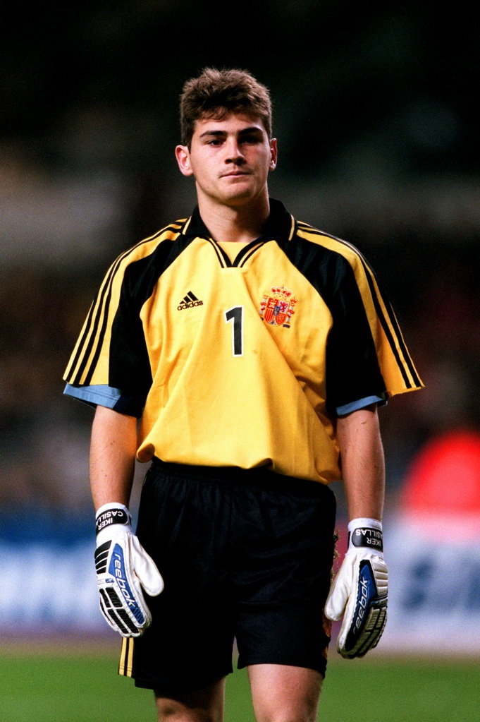  p>伊戈尔·卡西利亚斯·费尔南德斯(iker casillas fernández),1981