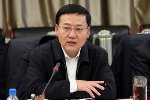  p>孙焕泉,男,汉族,1965年01月出生, 山东诸城人,中共党员,现任中国