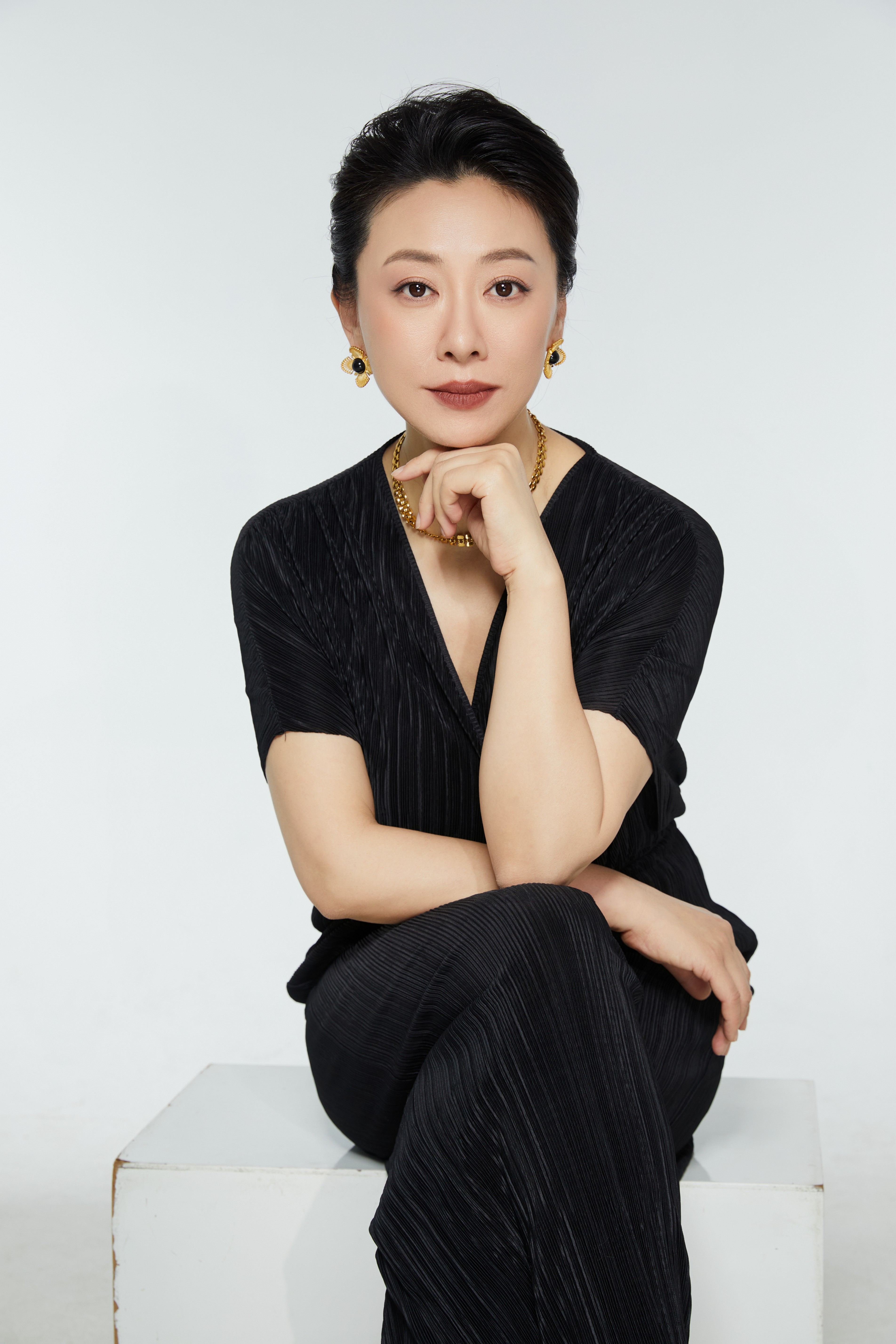 i02bi">韩姝妹,1975年8月7日出生于山东省青岛市,中国内地影视女演员