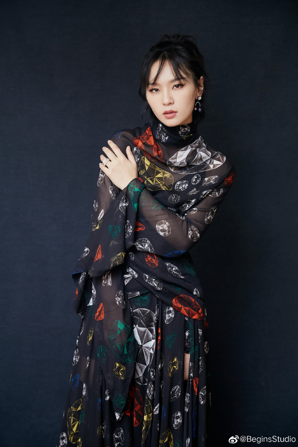  p>周笔畅,1985年7月26日出生于湖南省长沙市,华语流行乐女歌手,词曲