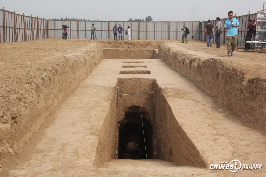 唐昭容上官氏墓