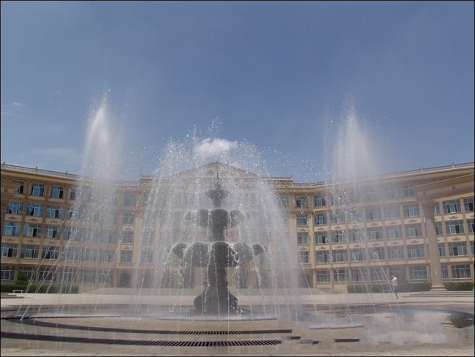p>兰州外语职业学院(lanzhou foreign languages vocational college