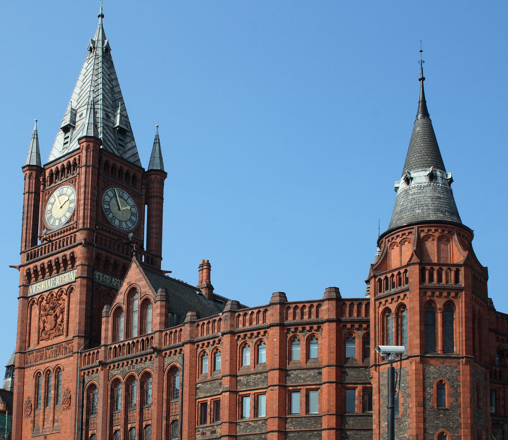  p> b>利物浦大学 /b>(university of liverpool),简称"利大",始建于