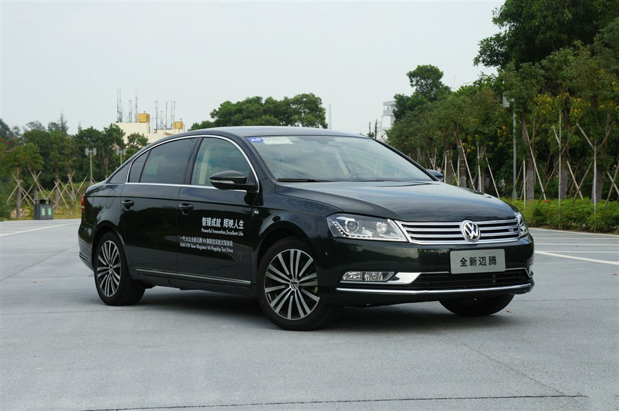 2012款迈腾3.0 v6 fsi至尊型