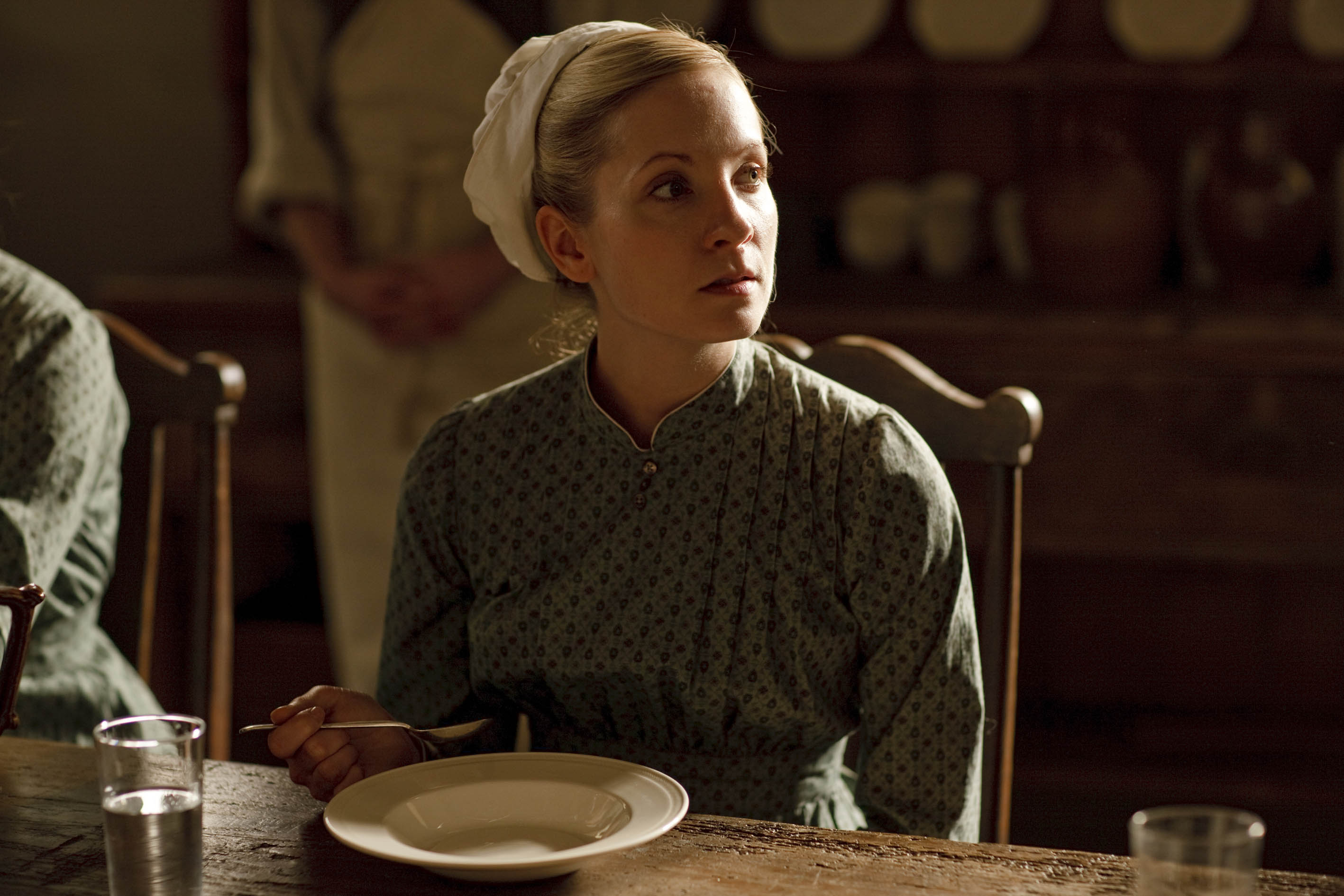 ( b> i>downton abbey /i> /b>)是由英国itv电视台出品的时代迷你剧