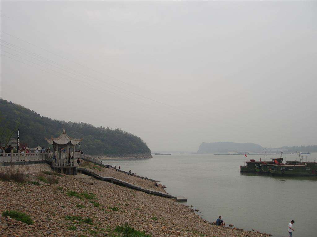  p data-id="gnaymav69j">西梁山位于和县县城南36公里,海拔88.