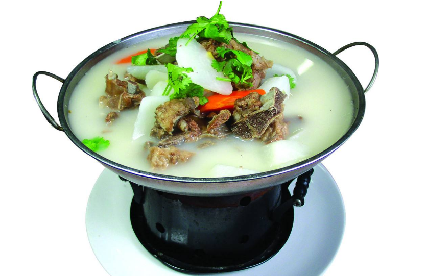 炖羊排萝卜汤是由羊排, a target="_blank" href="/item/白萝卜