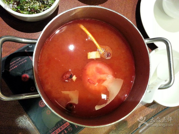  p>重庆小天鹅(万达广场店)是一家餐馆,位于无锡市,人均消费价格为87