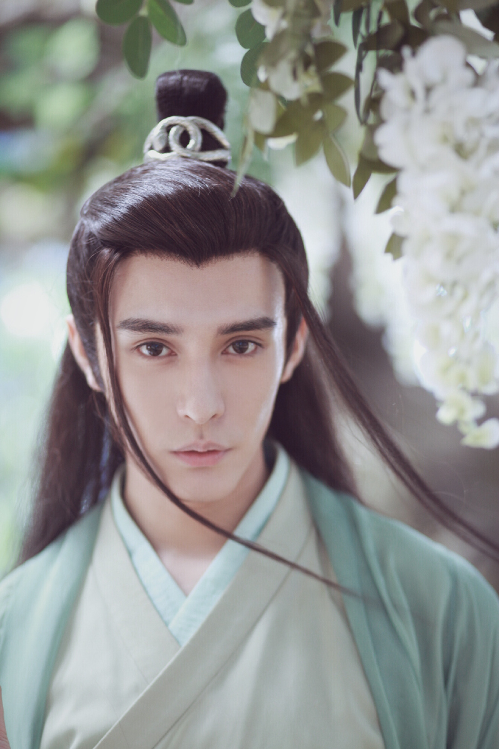  p data-id="gncnbg9e1o">林皓洋,原名廖劲锋 b>, /b>1995年6月27日