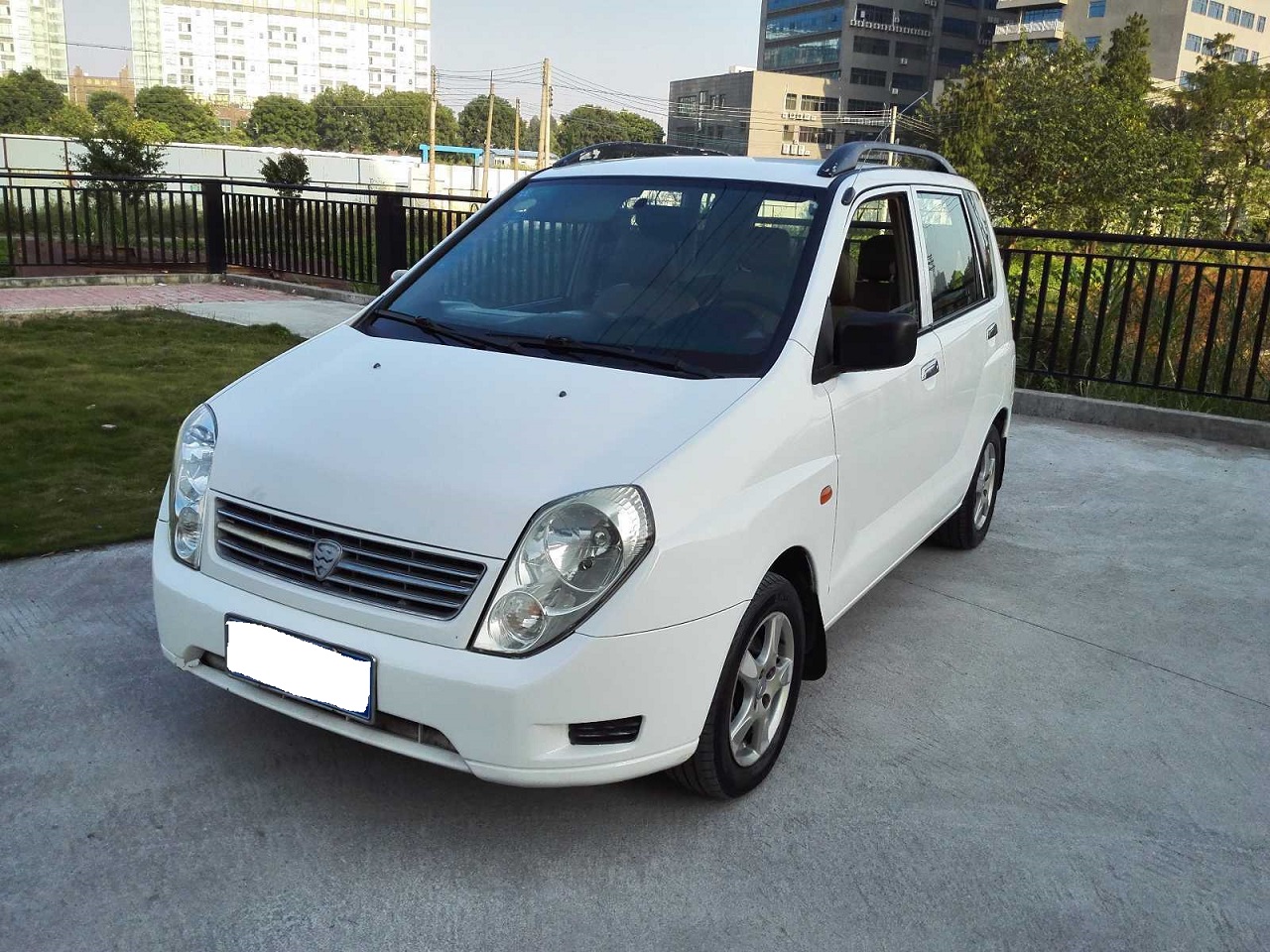 哈飞赛马2004款 1.3标准型