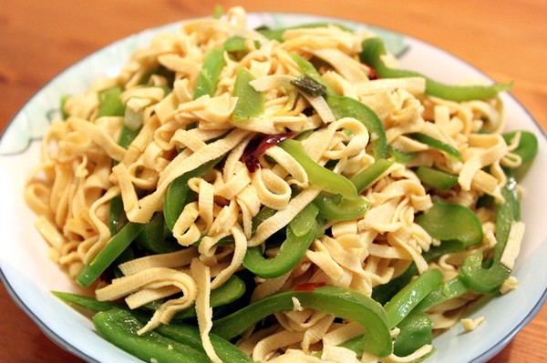 青椒豆腐丝