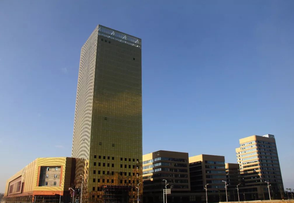 北高黄金珠宝小镇