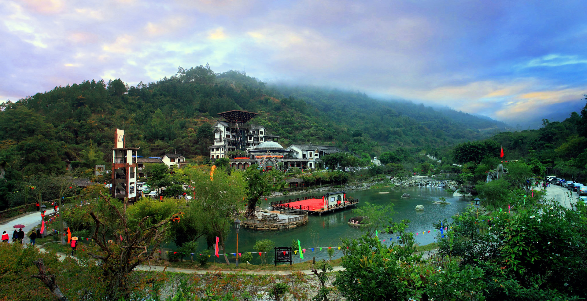  p data-id="gnbtcbywdv">2015年01月08日,广东天露山旅游度假区成功