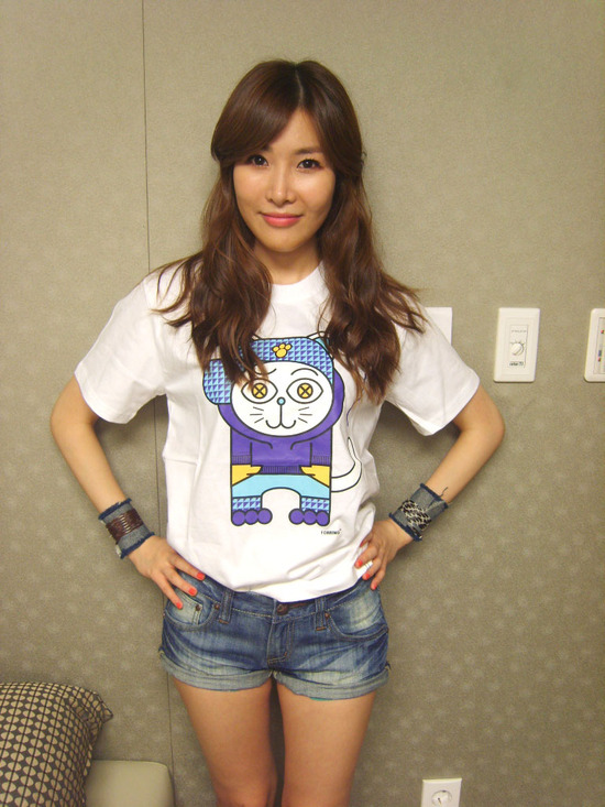 女子组合 a target="_blank" href="/item/davichi">davichi /a>队长