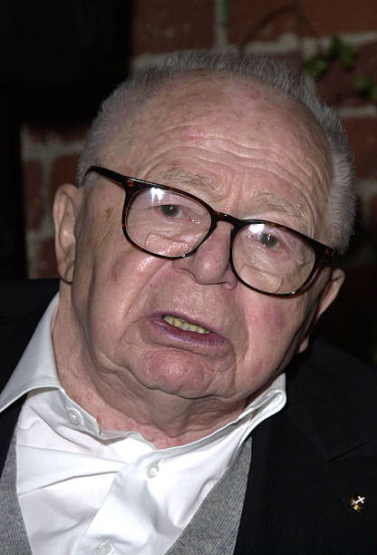  p>比利·怀尔德 i>(billy wilder,1906年6月22日～2002年3月27日) /i