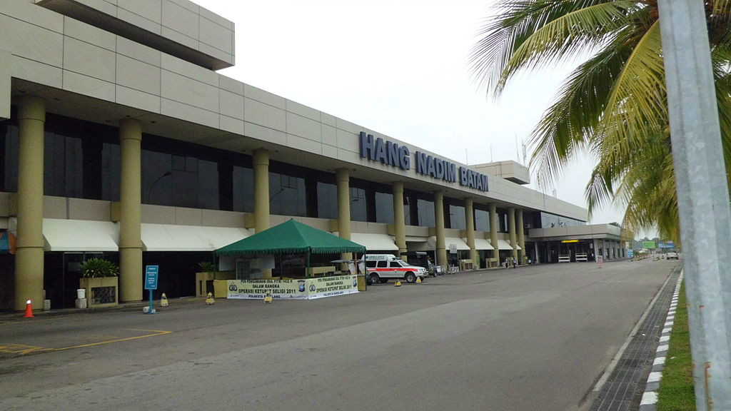 韩那丁国际机场