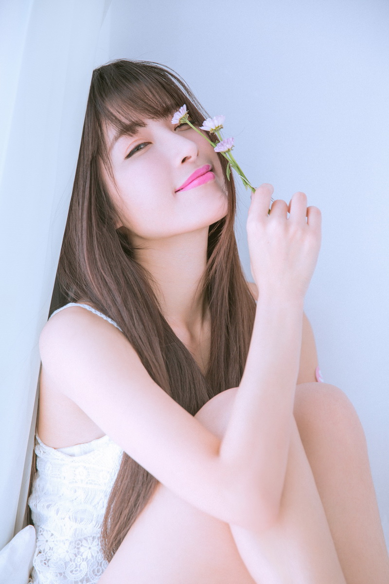  p data-id="go0jqed76l">何静( i>曾用名何可人 /i>),1988年6月4日