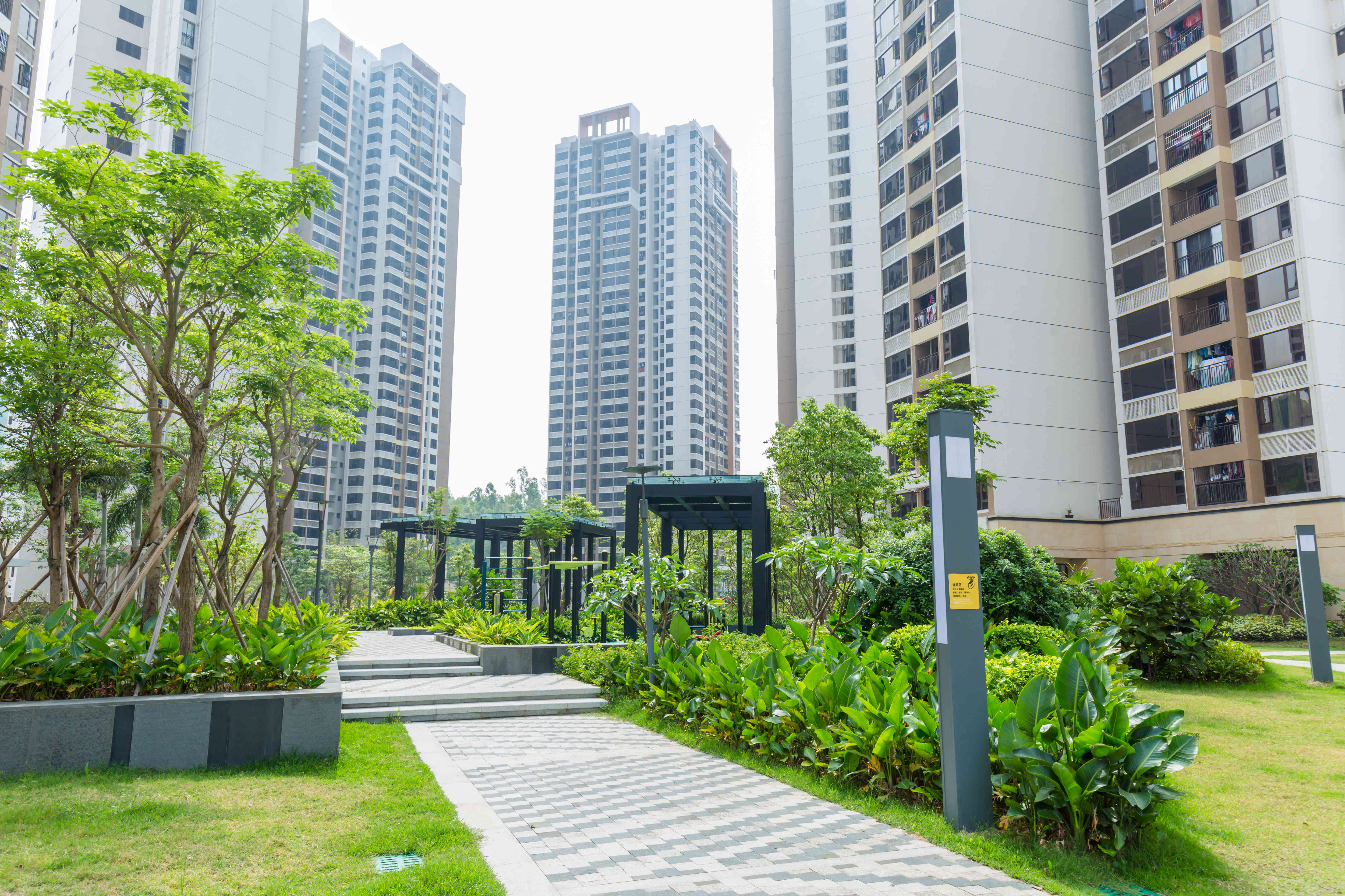  p data-id="gnb3hkf5cy">世邦佰亚·燕都,位于珠海市 a target="