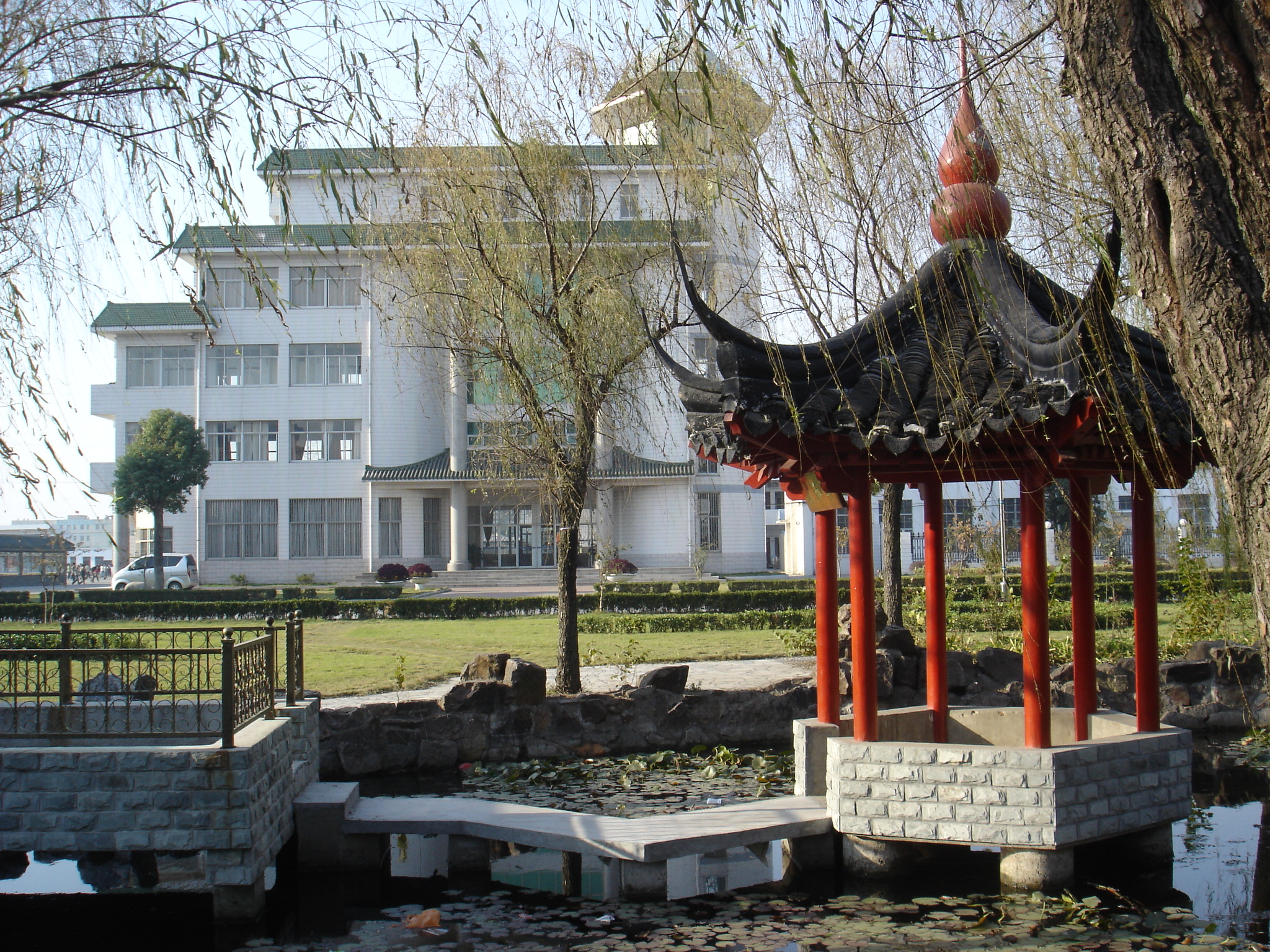 靖江市刘国钧中学