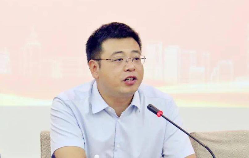  p>曹彬,男,汉族,中国国籍,现任中铁隧道集团有限公司总经理. /p>